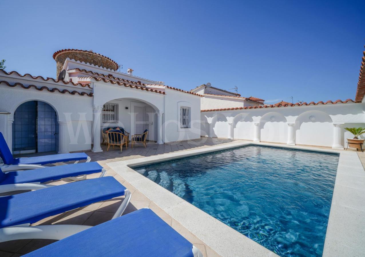 Villa Et Studio Avec Piscine - Wehostyou Empuriabrava Luaran gambar